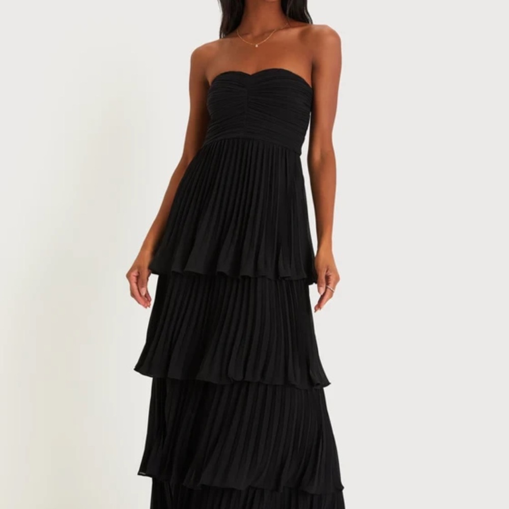 Lulu's Black Strapless Tiered Dress